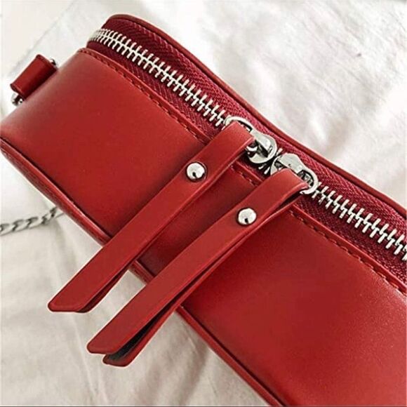 Red Heart Purse Handbag - Picture 7 of 7